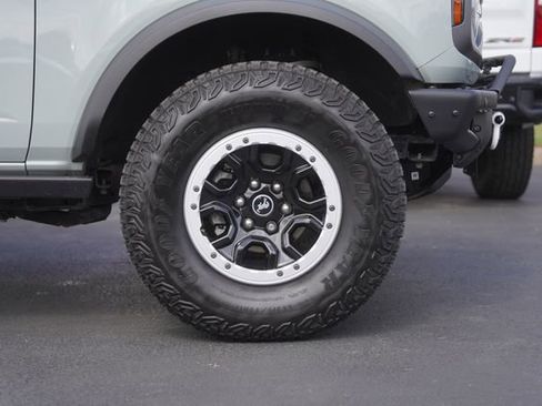 Used 2024 Ford Bronco Badlands image 4