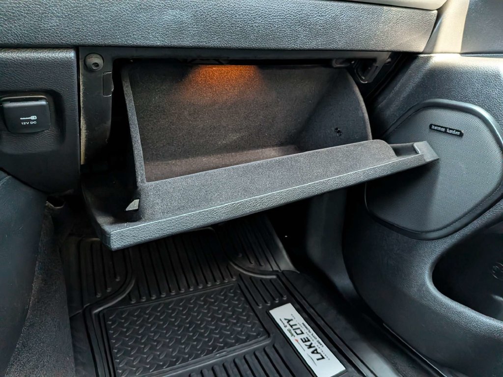Used 2022 Dodge Durango R/T w/ Tow 'N Go Package AWD/4WD image 25
