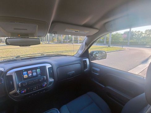 Used 2017 GMC Sierra 1500 SLE w/ SLE Value Package AWD/4WD image 22