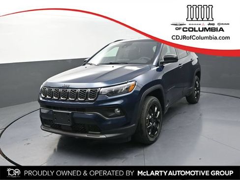New 2026 Jeep Compass Latitude AWD/4WD image 1