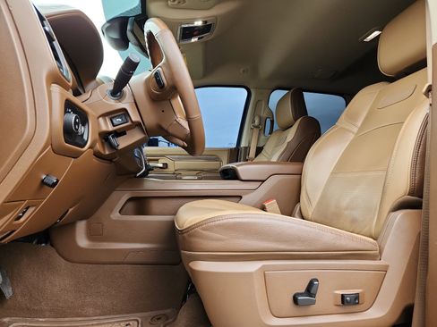 Used 2022 RAM 3500 Limited image 12