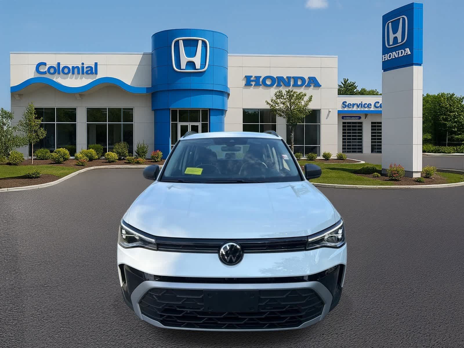 Used 2025 Volkswagen Taos S AWD/4WD image 9