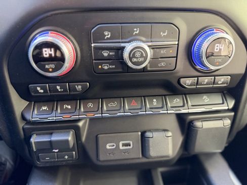 Used 2021 GMC Sierra 1500 SLT w/ SLT Premium Plus Package image 15