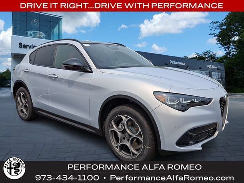 New 2026 Alfa Romeo Stelvio Sprint AWD/4WD image 1