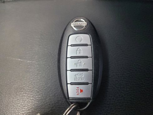 Used 2015 Nissan Altima 2.5 SV image 32