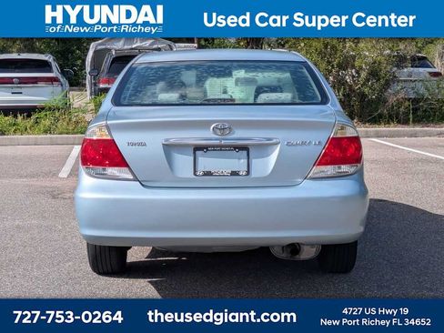 Used 2006 Toyota Camry LE FWD image 4