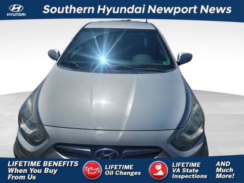Used 2014 Hyundai Accent GS FWD image 1