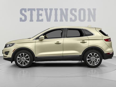 Used 2017 Lincoln MKC Reserve AWD/4WD image 3