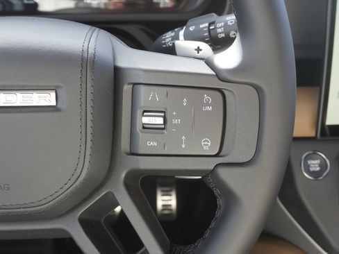 New 2026 Land Rover Defender 110 V8 AWD/4WD image 13