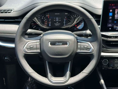 Used 2024 Jeep Compass Limited AWD/4WD image 12