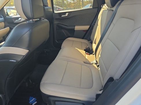 Used 2020 Ford Escape SEL image 11