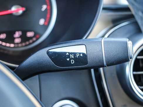 Used 2016 Mercedes-Benz GLC 300 4MATIC image 21