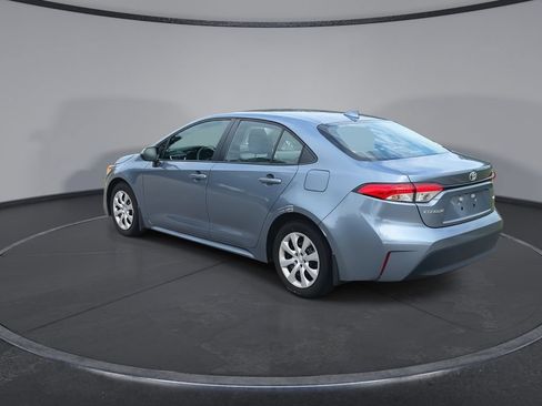 Used 2025 Toyota Corolla LE FWD image 6