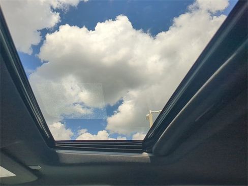 Used 2025 GMC Sierra 1500 AT4 w/ AT4 Premium Package image 10