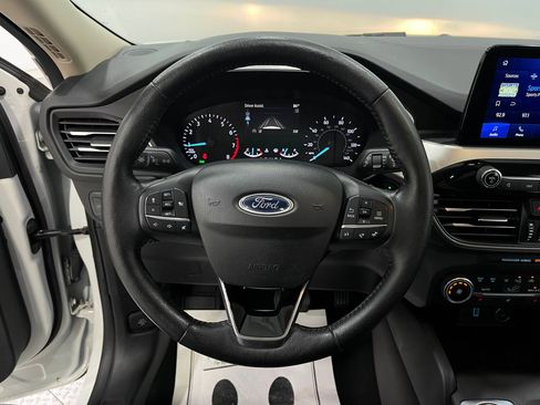 Used 2020 Ford Escape SEL FWD image 22