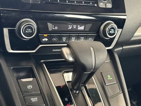 Used 2017 Honda CR-V LX image 16
