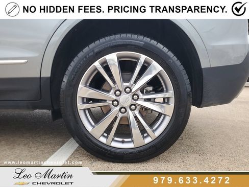 Used 2024 Cadillac XT5 Premium Luxury AWD/4WD image 9