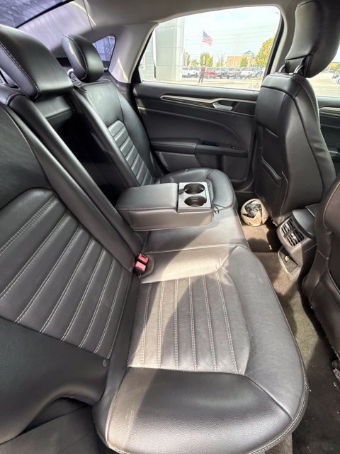 Used 2014 Ford Fusion SE w/ Equipment Group 202A FWD image 24