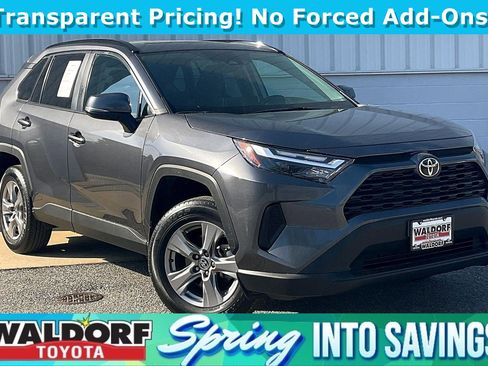 Used 2024 Toyota RAV4 XLE w/ Convenience Package image 1