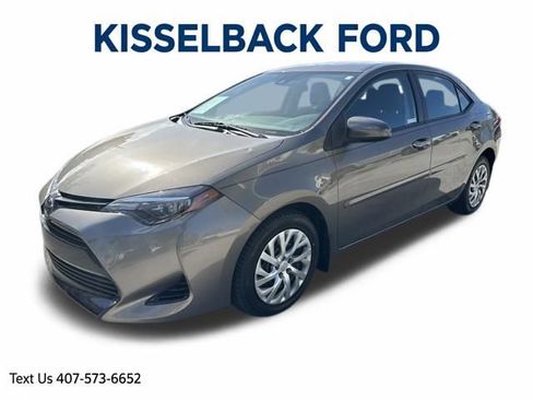 Used 2018 Toyota Corolla LE image 7