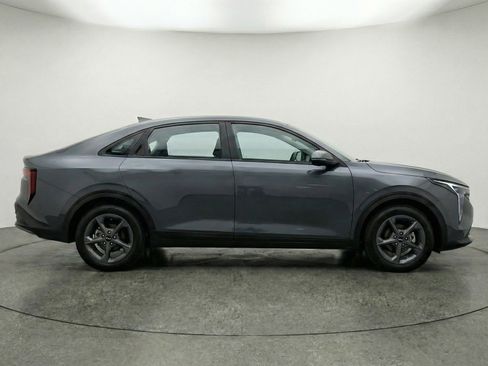 Used 2025 Kia K4 FWD image 11