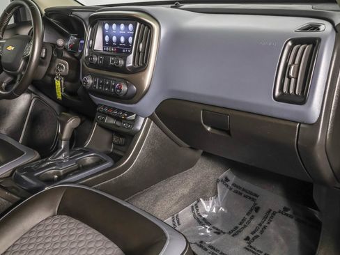 Used 2020 Chevrolet Colorado Z71 image 42