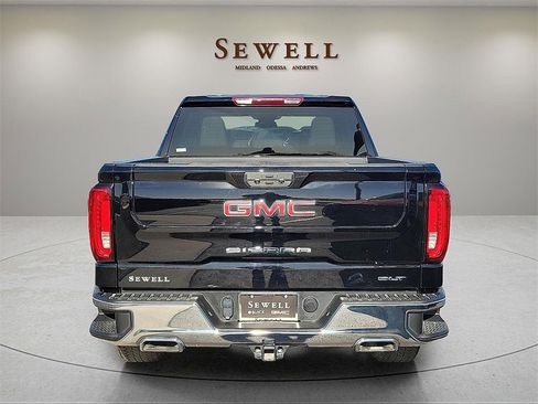 Certified 2024 GMC Sierra 1500 SLT image 4