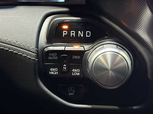 Used 2024 RAM 1500 Limited AWD/4WD image 33
