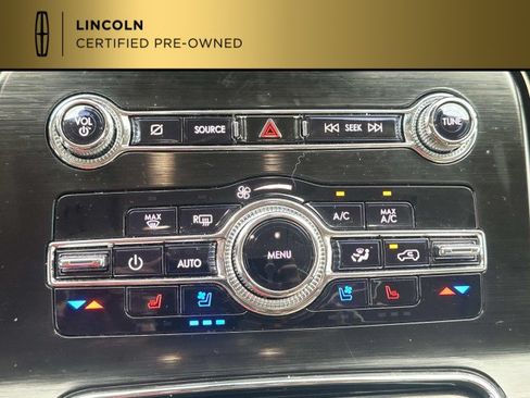 Certified 2021 Lincoln Nautilus Reserve w/ Cargo Utility Package AWD/4WD image 30