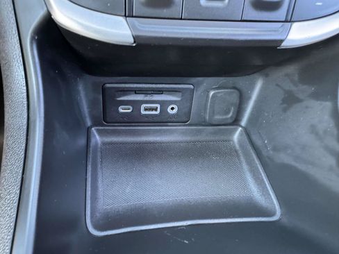 Used 2022 GMC Terrain SLE w/ Driver Convenience Package AWD/4WD image 33