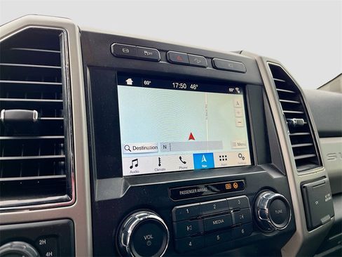 Used 2019 Ford F250 Lariat w/ Lariat Ultimate Package image 13