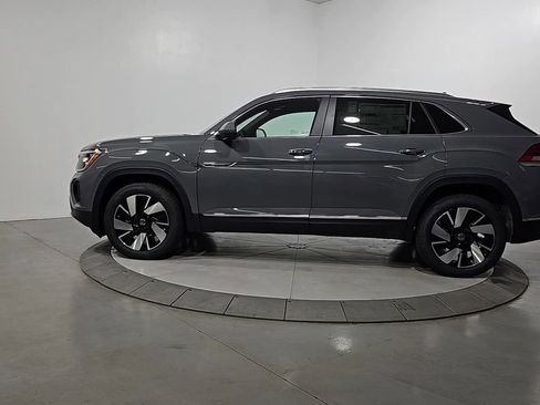 New 2026 Volkswagen Atlas Cross Sport SEL AWD/4WD image 2