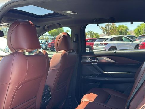 Used 2018 MAZDA CX-9 Signature image 26