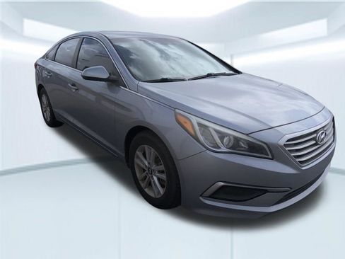 Used 2017 Hyundai Sonata SE image 6