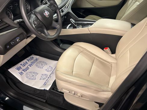 Used 2021 Buick Enclave Essence w/ Sound and Sites Package image 8