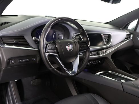 Used 2024 Buick Enclave Premium image 31