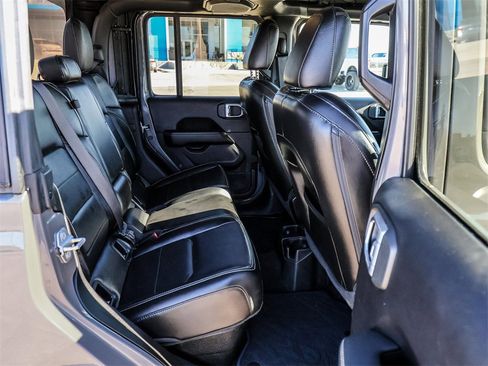 Used 2020 Jeep Gladiator Overland w/ Safety Group image 20