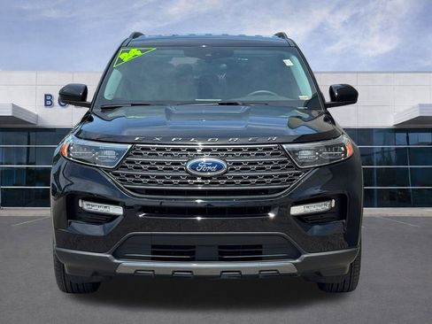 Used 2024 Ford Explorer XLT w/ Equipment Group 202A AWD/4WD image 41