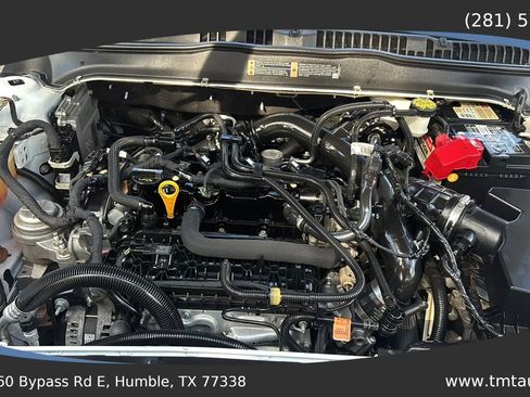 Used 2018 Ford Fusion SE w/ Fusion SE Technology Package FWD image 26