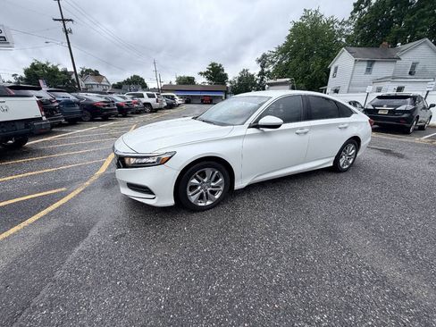 Used 2018 Honda Accord LX image 26
