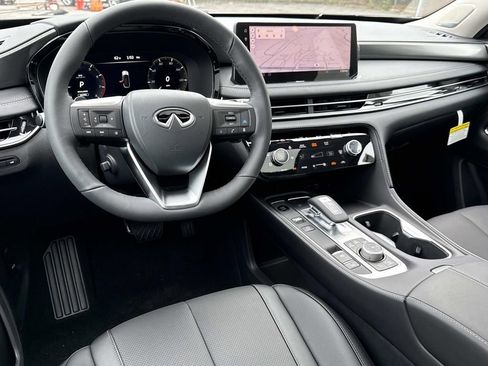 New 2026 INFINITI QX60 Luxe w/ Family Package image 2
