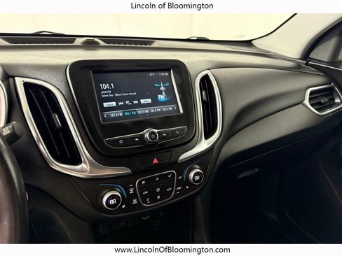 Used 2018 Chevrolet Equinox LT image 27