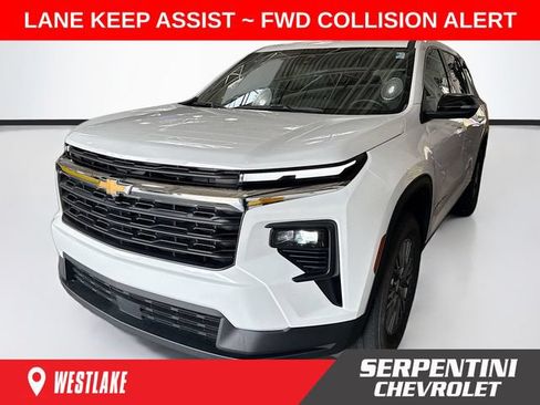 Used 2024 Chevrolet Traverse LS w/ LPO, Floor Liner Package FWD image 1