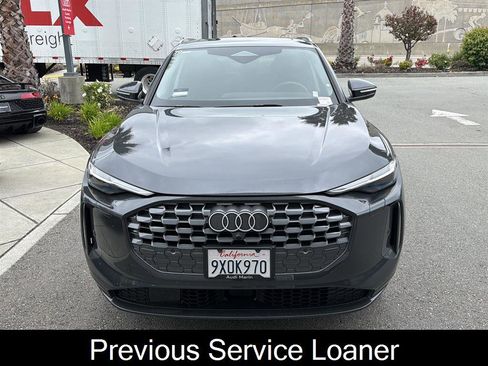 Used 2025 Audi Q5 Premium w/ Premium Plus AWD/4WD image 2