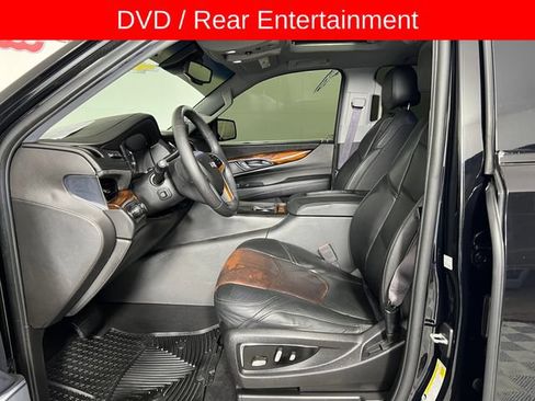Used 2017 Cadillac Escalade Premium Luxury AWD/4WD image 11