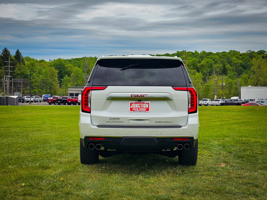 Used 2023 GMC Yukon Denali AWD/4WD image 4