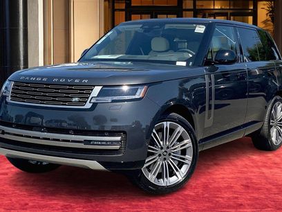 New 2025 Land Rover Range Rover SE
