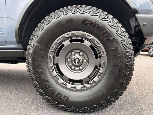 Used 2025 Ford Bronco Badlands AWD/4WD image 7
