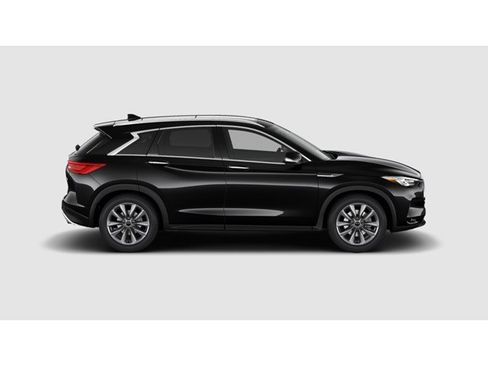 Used 2021 INFINITI QX50 Luxe w/ Cargo Package FWD image 4