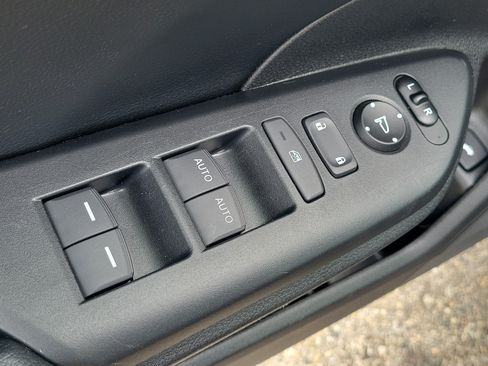 Used 2017 Honda Civic EX-L image 19